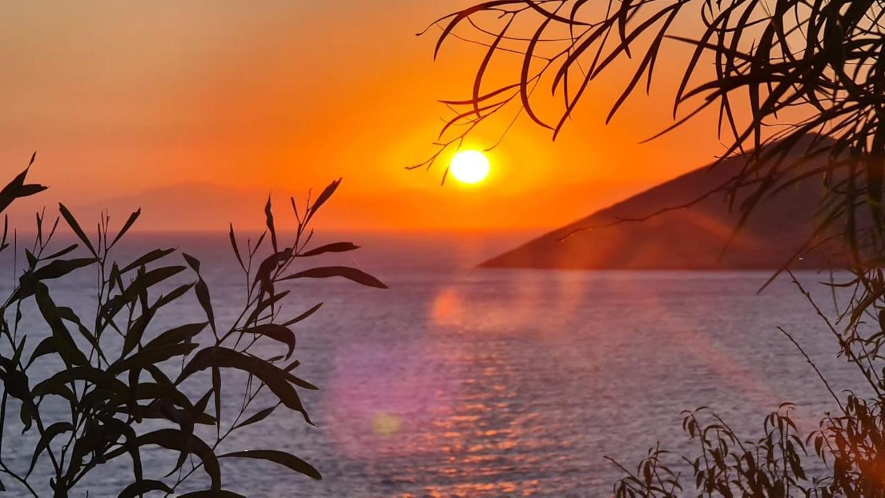 Ivi Beach Front Villa, Leros Vromolithos Extérieur photo